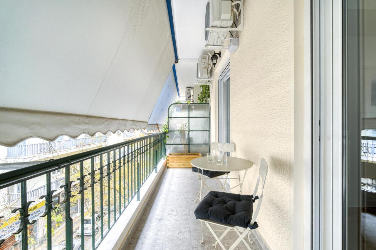 Stylish, Sunny New 2 Bedroom, Prime Central Athen Eksteriør billede