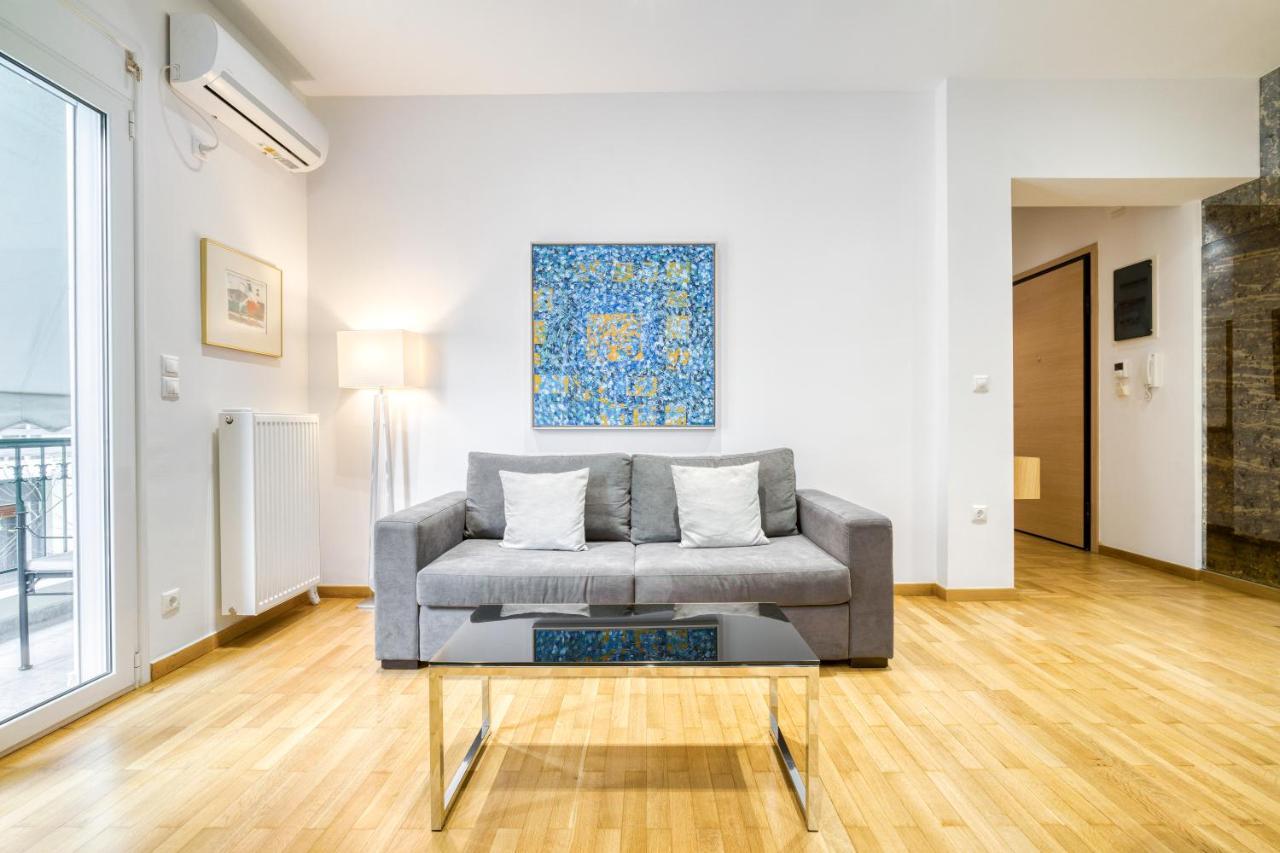 Stylish, Sunny New 2 Bedroom, Prime Central Athen Eksteriør billede